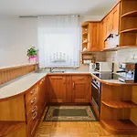 Lena At Aqualuna Apartamento Podčetrtek