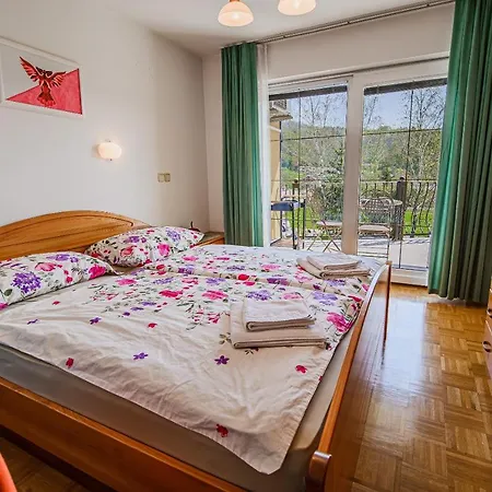 Apartma Lena At Aqualuna *