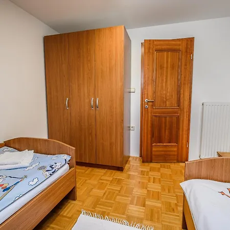 Apartma Lena At Aqualuna