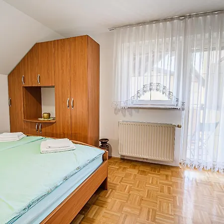 Lena At Aqualuna Podčetrtek