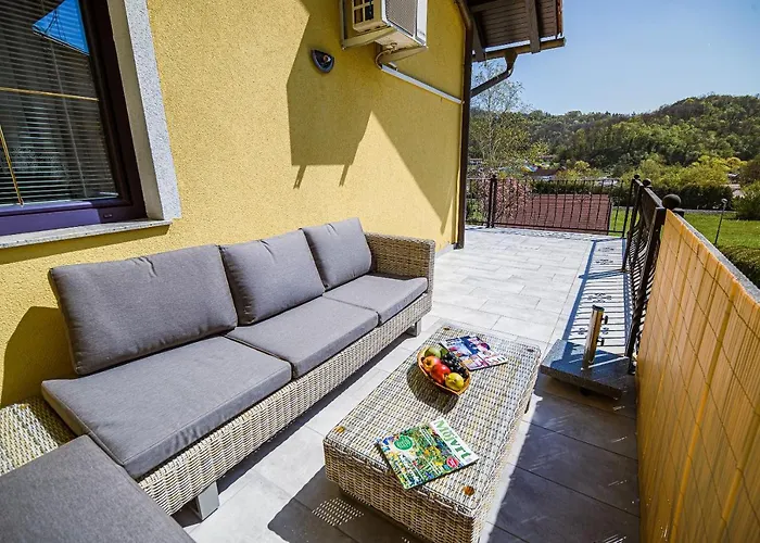 Lena At Aqualuna Appartement *